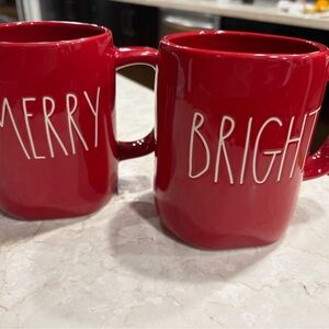 *NEW* Rae Dunn Holiday Mug Set (Merry & Bright)